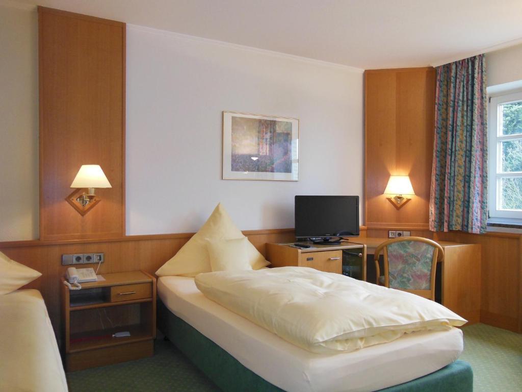 Hotel Hubertushof Ibbenbueren Room photo